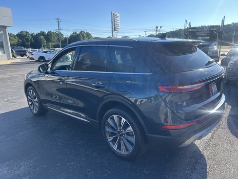 Used 2021 Lincoln Corsair Reserve w/ Equipment Group 201A FWD image 5