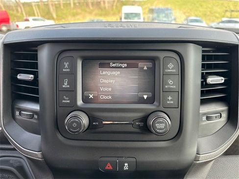 Used 2024 RAM 2500 Tradesman w/ Chrome Appearance Group image 47