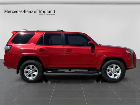 Used 2020 Toyota 4Runner SR5 image 8