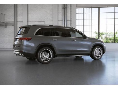 Used 2023 Mercedes-Benz GLS 450 4MATIC image 20