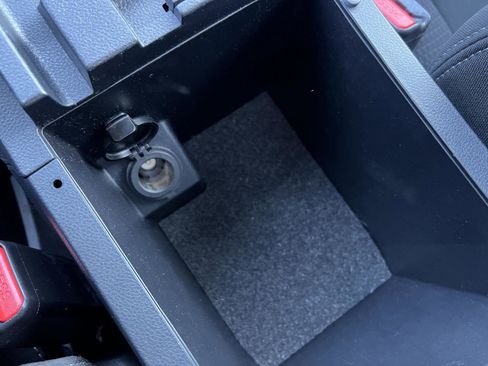 Used 2022 Subaru Outback Premium image 31