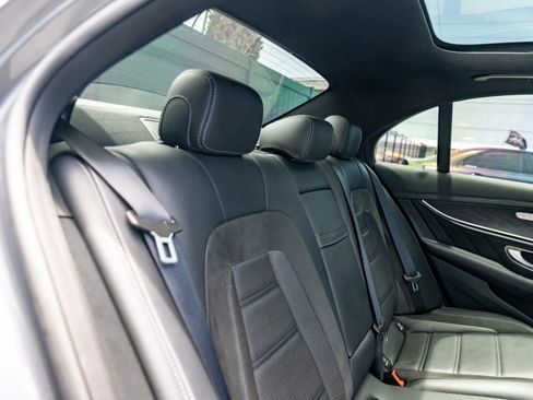 Used 2019 Mercedes-Benz E 53 AMG 4MATIC Sedan image 22