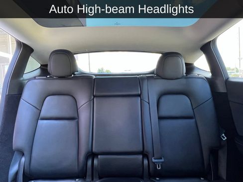 Used 2023 Tesla Model Y Long Range AWD/4WD image 3
