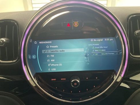 Used 2024 MINI Cooper Countryman S w/ Premium Package image 18