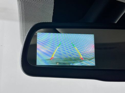 Used 2018 RAM 2500 Tradesman w/ Chrome Appearance Group image 13