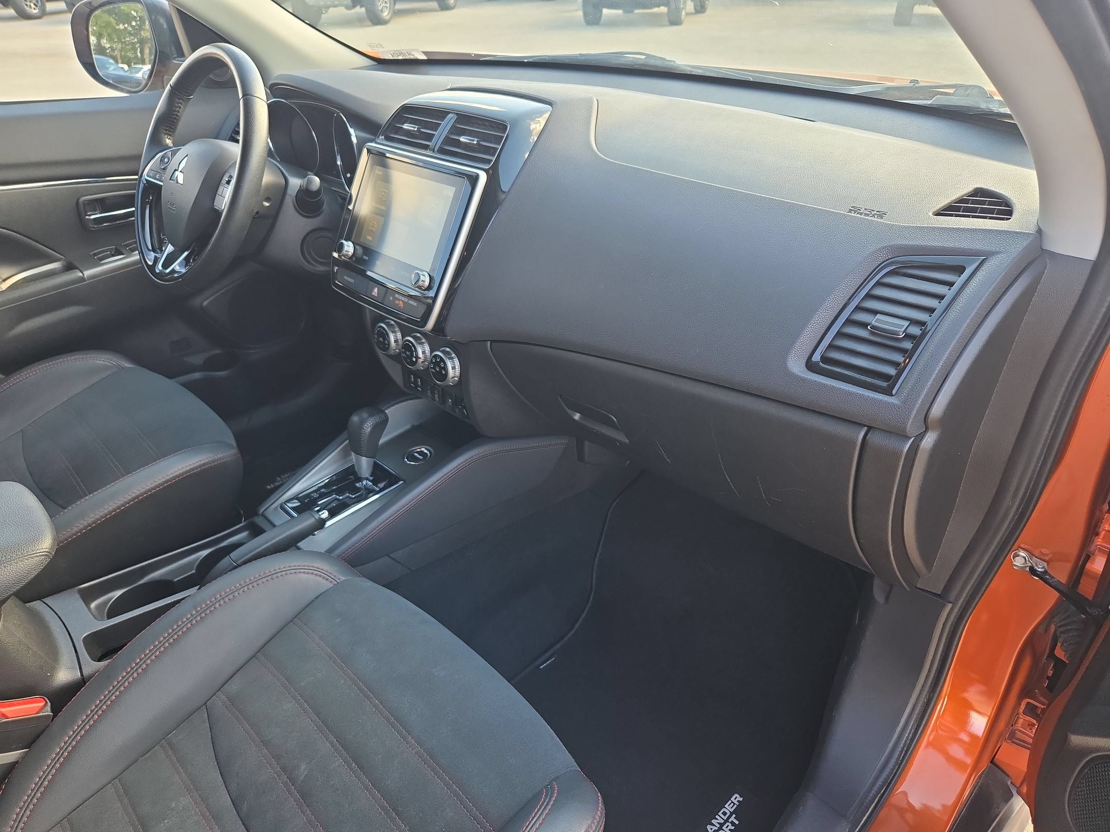 Used 2023 Mitsubishi Outlander Sport SE AWD/4WD image 27