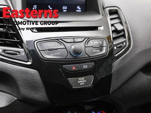 Used 2019 Ford Fiesta ST-Line FWD image 20
