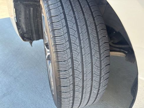 Used 2019 Acura MDX 3.5L Advance Package image 6