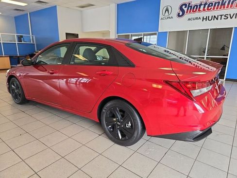 Used 2023 Hyundai Elantra Blue w/ Preferred Accessory Package FWD image 6