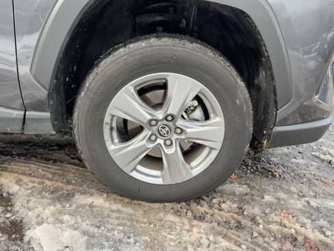 Used 2025 Toyota RAV4 LE image 22