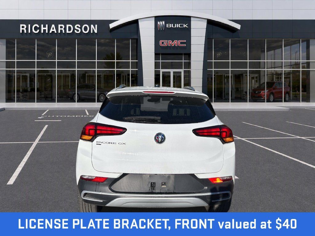 Used 2023 Buick Encore GX Select w/ Safety Package II AWD/4WD image 4