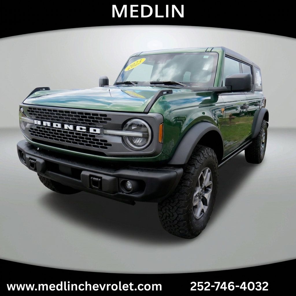 Used 2025 Ford Bronco Badlands AWD/4WD image 5