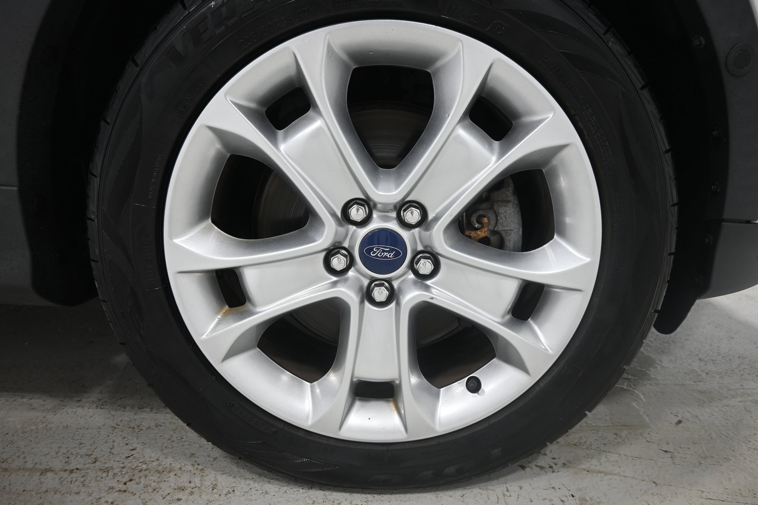 Used 2015 Ford Escape Titanium w/ Equipment Group 301A AWD/4WD image 37