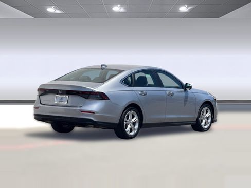 Certified 2024 Honda Accord LX image 8