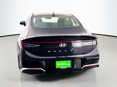 Used 2026 Hyundai Sonata SEL FWD image 8