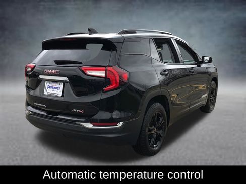 Used 2022 GMC Terrain AT4 AWD/4WD image 8