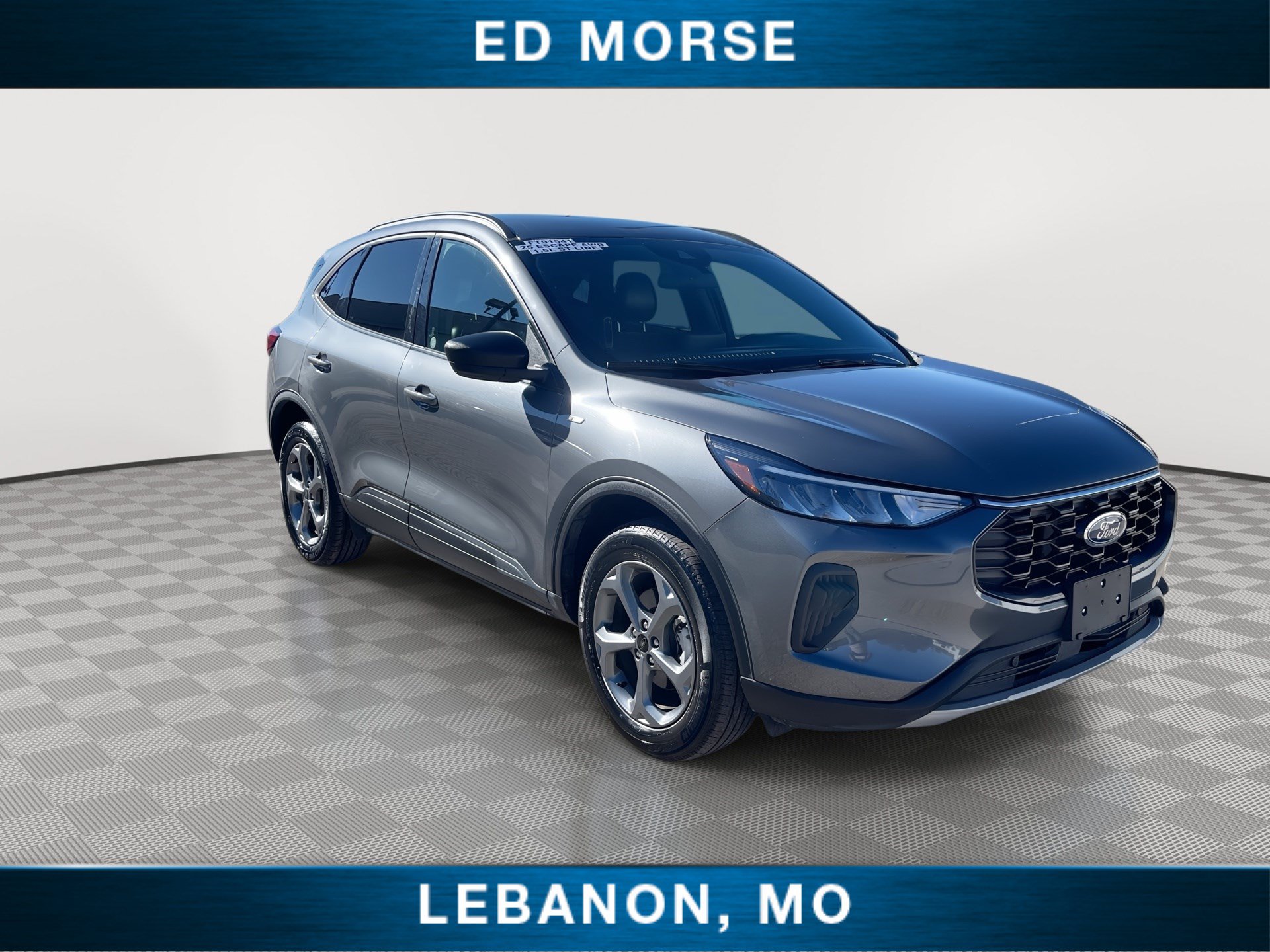 Used 2025 Ford Escape ST-Line AWD/4WD image 2