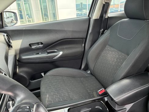 Used 2023 Nissan Kicks SV w/ Exterior Package FWD image 21