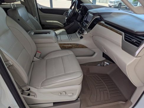 Used 2017 GMC Yukon Denali w/ Open Road Package AWD/4WD image 23