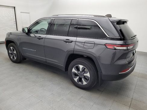 Used 2022 Jeep Grand Cherokee Limited 4xe w/ Luxury Tech Group II image 3