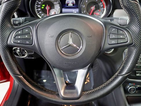 Used 2015 Mercedes-Benz CLA 250 4MATIC image 15
