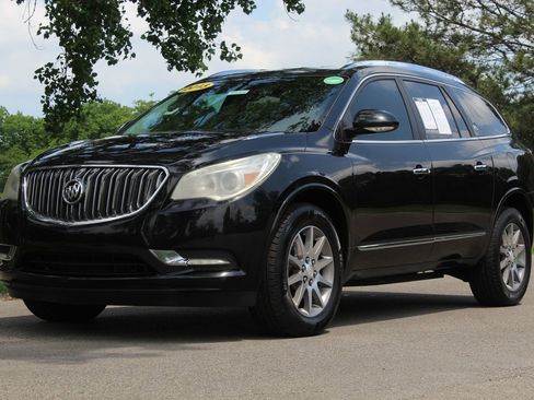 Used 2013 Buick Enclave Leather FWD image 3