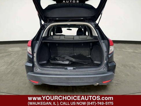Used 2019 Honda HR-V LX image 13