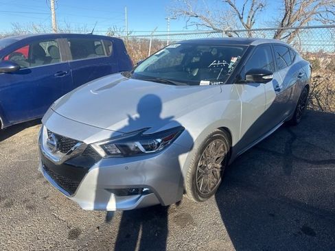 Used 2018 Nissan Maxima Platinum image 3