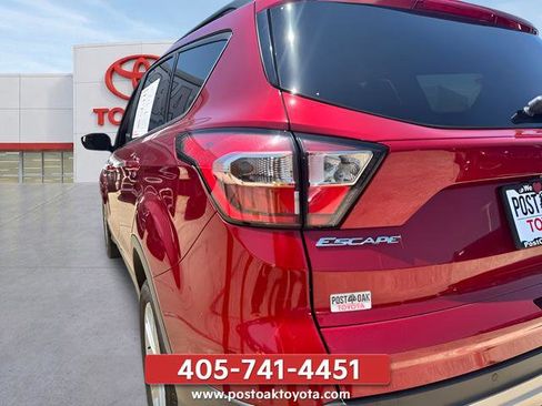 Used 2018 Ford Escape SEL FWD image 33