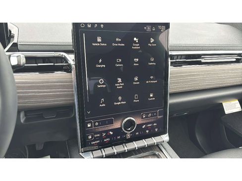 Used 2024 GMC Sierra EV Denali image 19