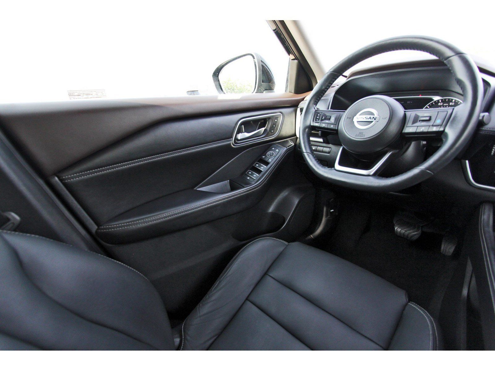 Used 2021 Nissan Rogue SL FWD image 9