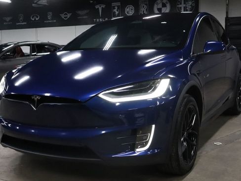 Used 2021 Tesla Model X Long Range AWD/4WD image 1