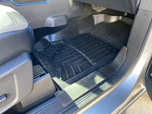 Used 2023 Ford Bronco Wildtrak image 13