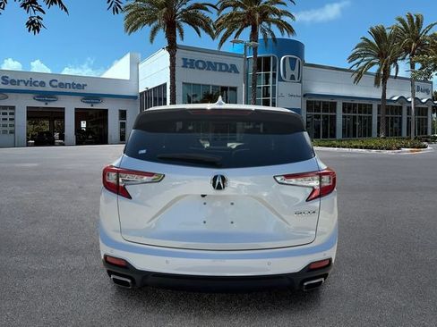 Used 2023 Acura RDX w/ Technology Package FWD image 5
