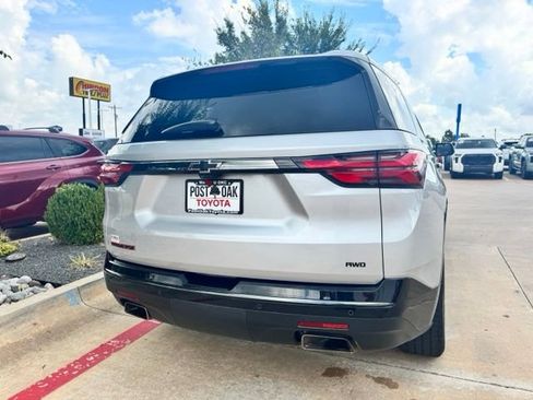 Used 2022 Chevrolet Traverse Premier w/ Redline Edition AWD/4WD image 5