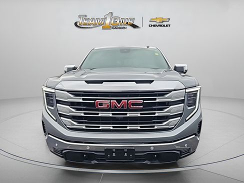 Used 2024 GMC Sierra 1500 SLE w/ Preferred Package AWD/4WD image 2