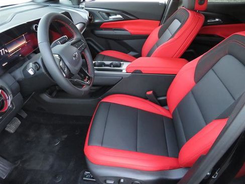 New 2026 Chevrolet Equinox EV RS image 13