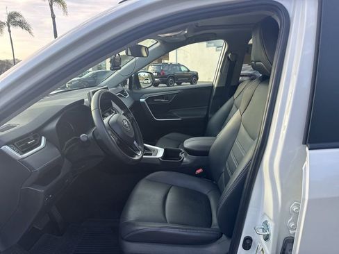 Used 2024 Toyota RAV4 XLE Premium image 8