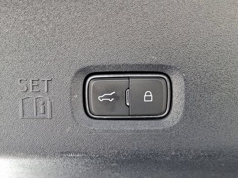 Used 2025 Ford Expedition Max Active AWD/4WD image 32