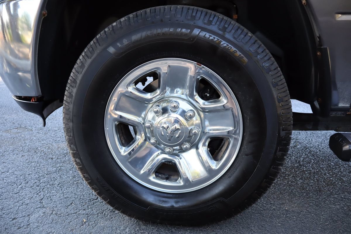 Used 2014 RAM 2500 Tradesman w/ Chrome Appearance Group AWD/4WD image 39