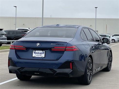 Used 2024 BMW 530i w/ M Sport Package image 4