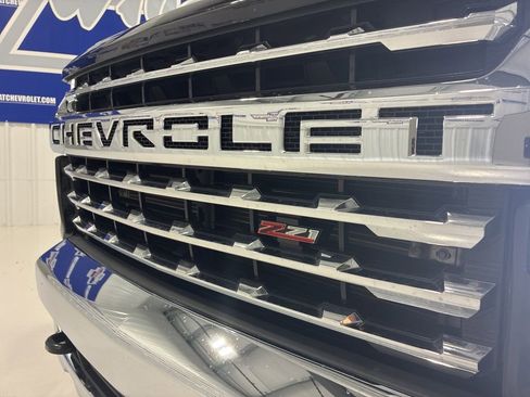Used 2023 Chevrolet Silverado 2500 LTZ AWD/4WD image 53