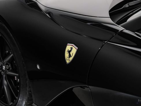 Used 2022 Ferrari 812 GTS RWD image 44