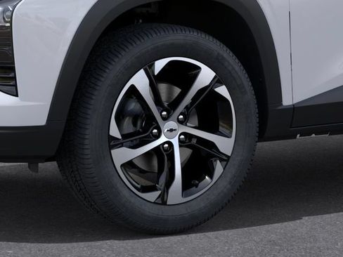 New 2026 Chevrolet Trax RS w/ Driver Confidence Package FWD image 9
