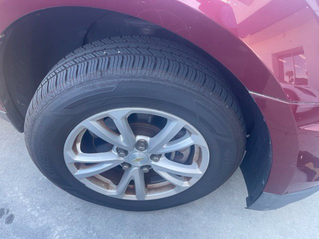 Used 2016 Chevrolet Equinox LT FWD image 2