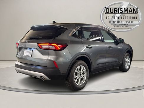 Used 2024 Ford Escape Active w/ Tech Pack #1 AWD/4WD image 7