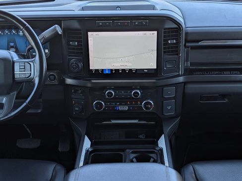 Certified 2024 Ford F250 Lariat w/ Lariat Ultimate Package AWD/4WD image 15