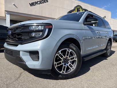 Used 2025 Ford Expedition Active