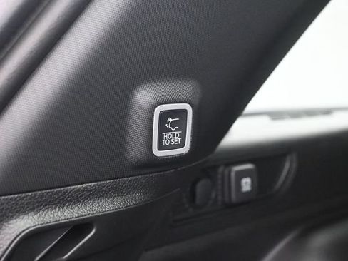New 2026 Jeep Grand Cherokee Limited RWD image 19