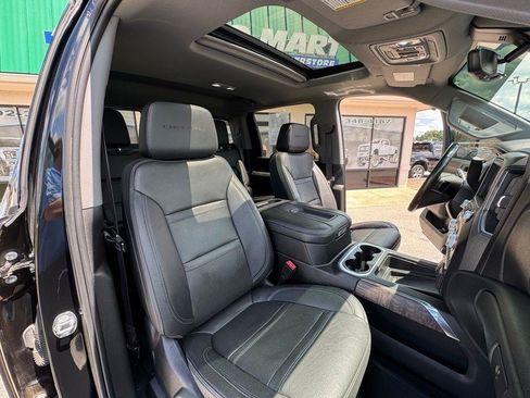 Used 2020 GMC Sierra 2500 Denali w/ Denali Ultimate Package AWD/4WD image 14